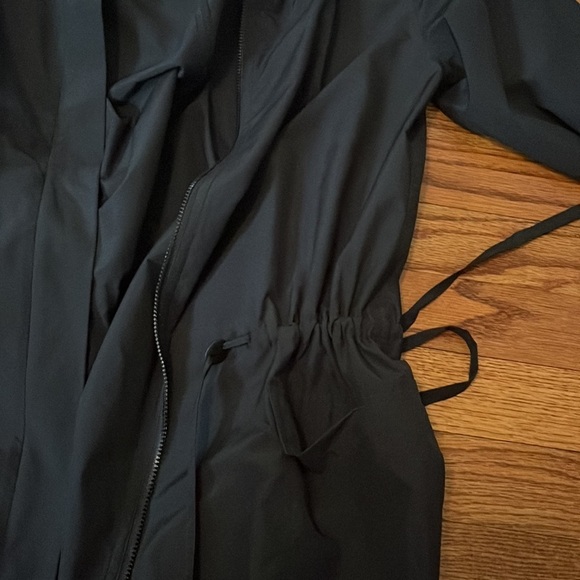 Eileen Fisher Woman’s Black Rain Jacket Size S - Picture 4 of 6
